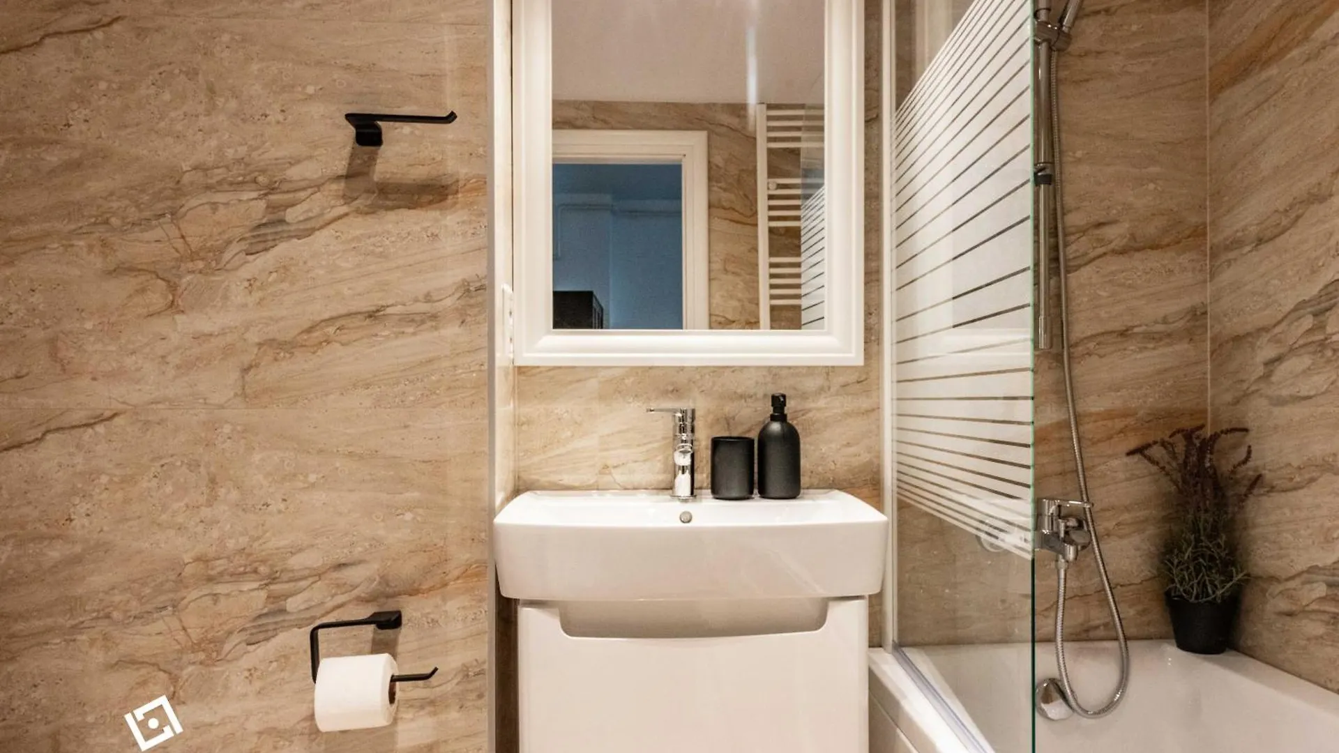 Central Residence Apartment 512 Bucharest Romania