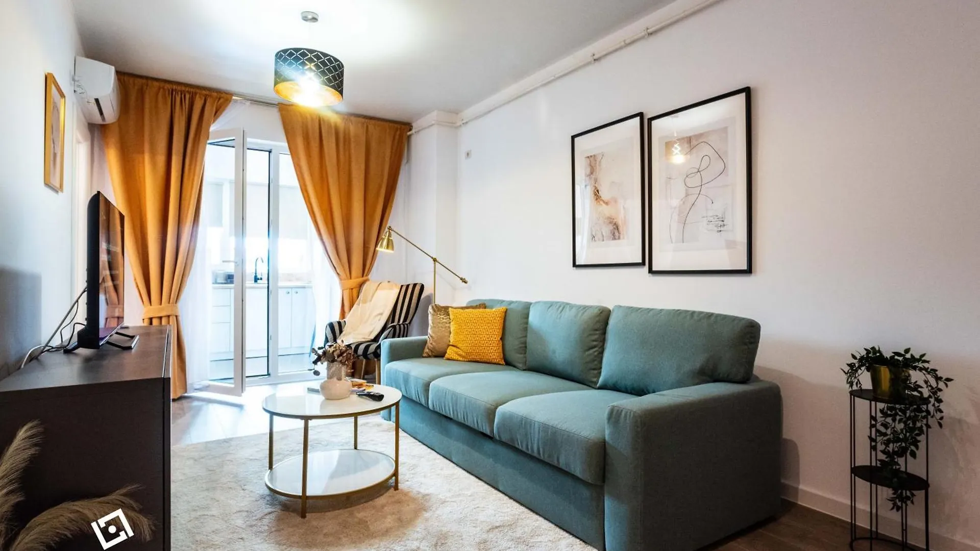 Central Residence Apartment 512 Bucharest 0*,