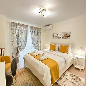 דירה Sunrise Center, בוקרשט